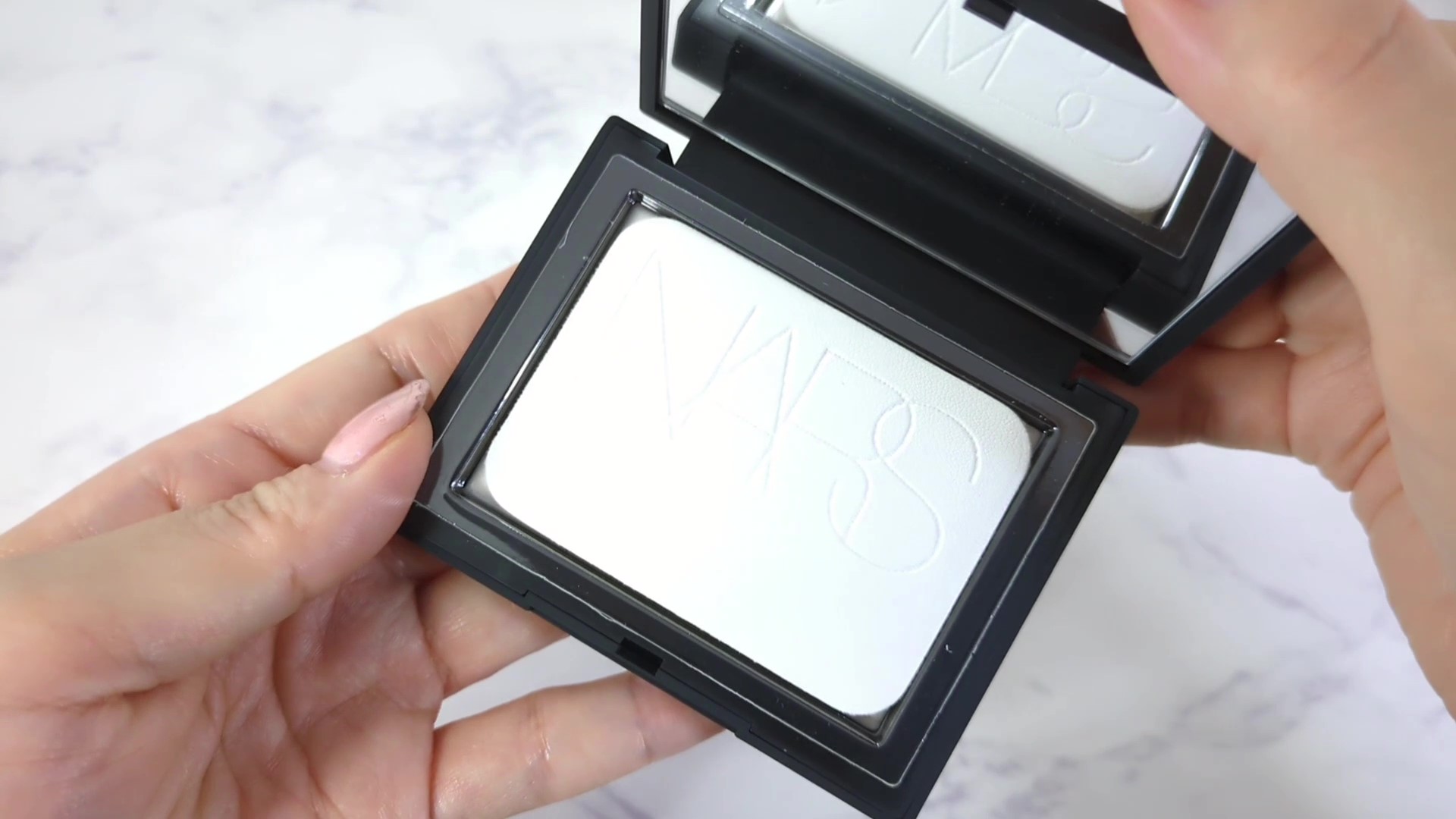 ナーズ NARS　ライトリフレクティングセッティングパウダー プレスト N