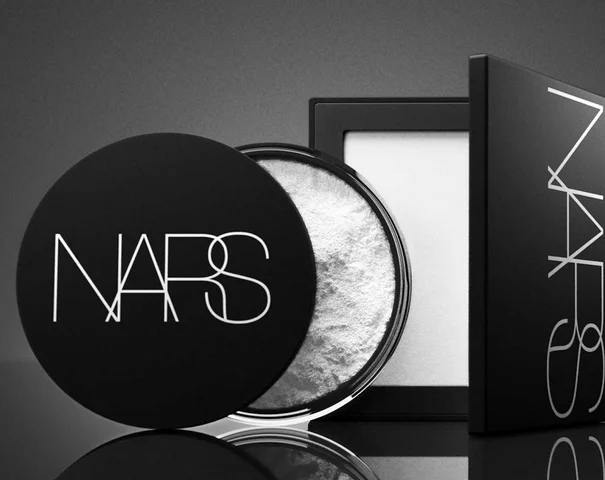 ナーズ NARS　ライトリフレクティングセッティングパウダー プレスト N