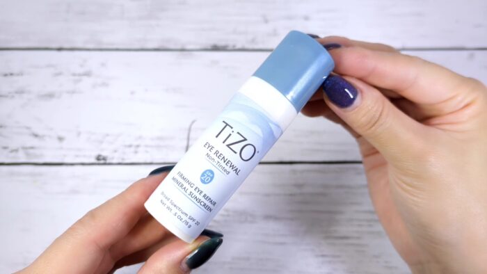 タイゾー TiZO　アイリニューアル SPF20
